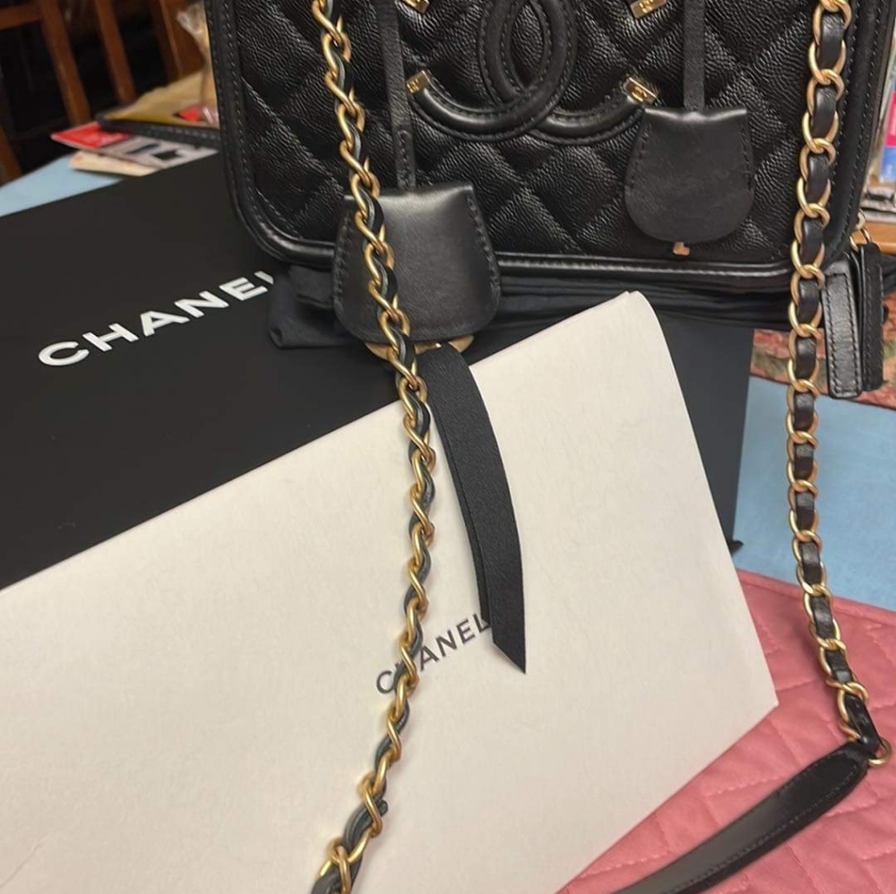 Chanel caviar - Picture 5 of 16
